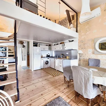 Elegant Appartement Tout Confort Avec Climatisation Dans Le Centre Historique De St Emilion Saint-Emilion Exterior photo