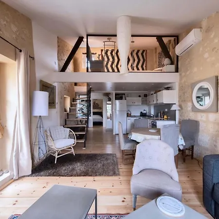 Elegant Appartement Tout Confort Avec Climatisation Dans Le Centre Historique De St Emilion Saint-Emilion Exterior photo