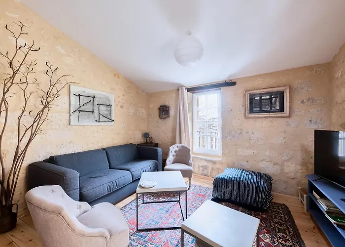 Elegant Appartement Tout Confort Avec Climatisation Dans Le Centre Historique De St Emilion