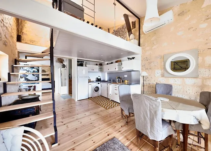 Elegant Appartement Tout Confort Avec Climatisation Dans Le Centre Historique De St Emilion